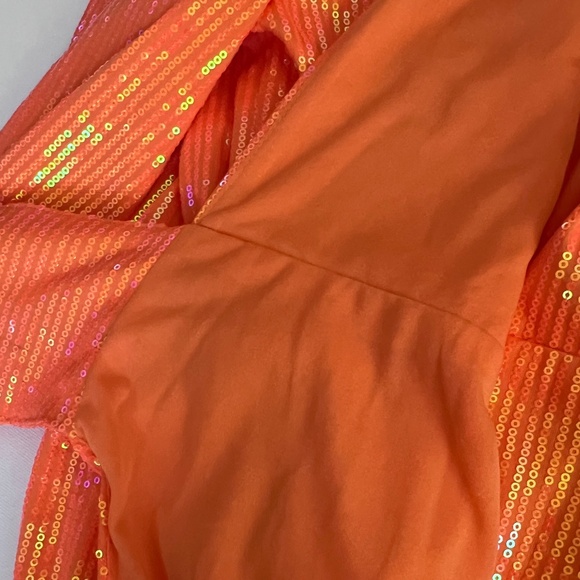 House of Harlow 1960 Orange Sequin Wrap Mini Dress NWT Size Small - Picture 5 of 6